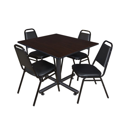 Table de salle de pause carrée Nicklo, 4 chaises empilables