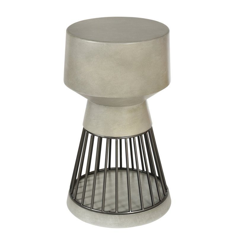 Norman Wyatt Home - Table d'appoint Conner - Gris ciment, Gris ciment