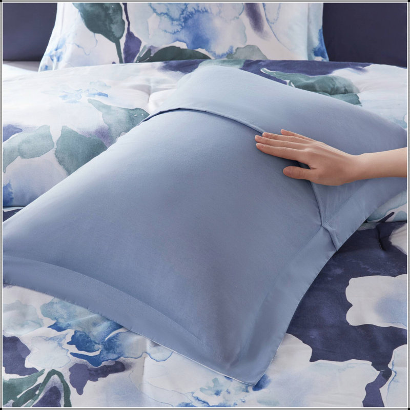 Ensemble de couette 7 pièces pour lit Cal King : couette 104 x 98 pouces, taies d’oreiller 20 x 36 pouces, Bleu multi
