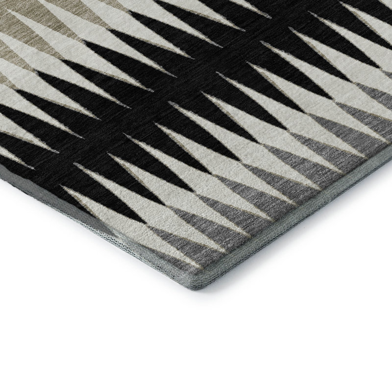 Premium Machine Washable Prisco Black Rug, Rectangle 1'8" x 2'6"