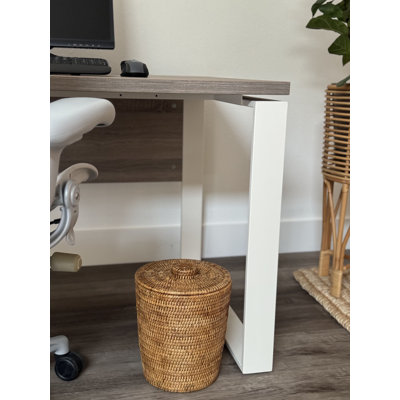 Everard Wicker/Rattan Manual Lift Trash Can