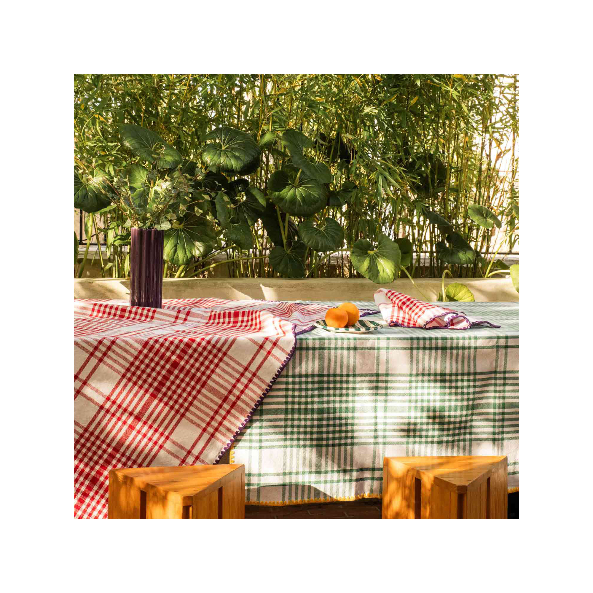 Trattoria Napkin 0202 (Set Of 2), Red/Purple/White