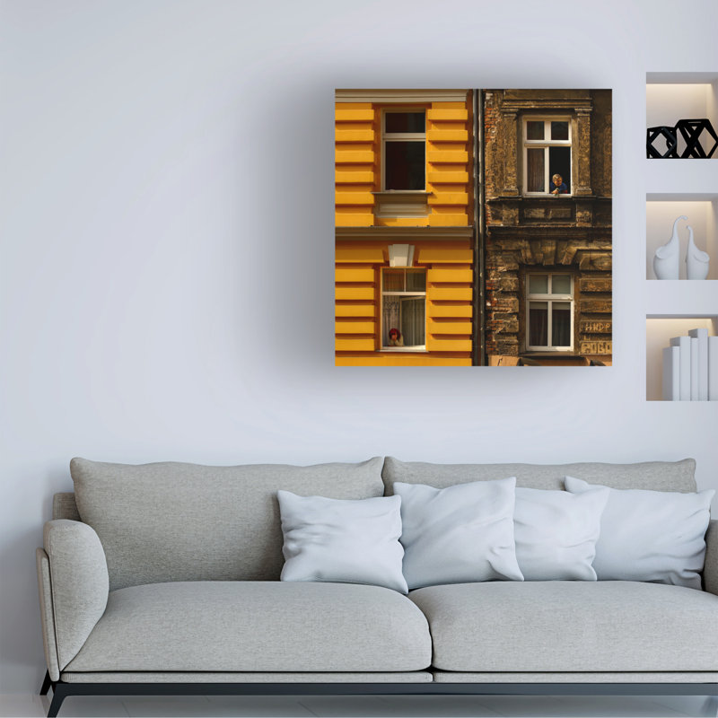 Anna Niemiec City Chessboard Canvas Art, H 14 po x l 14 po