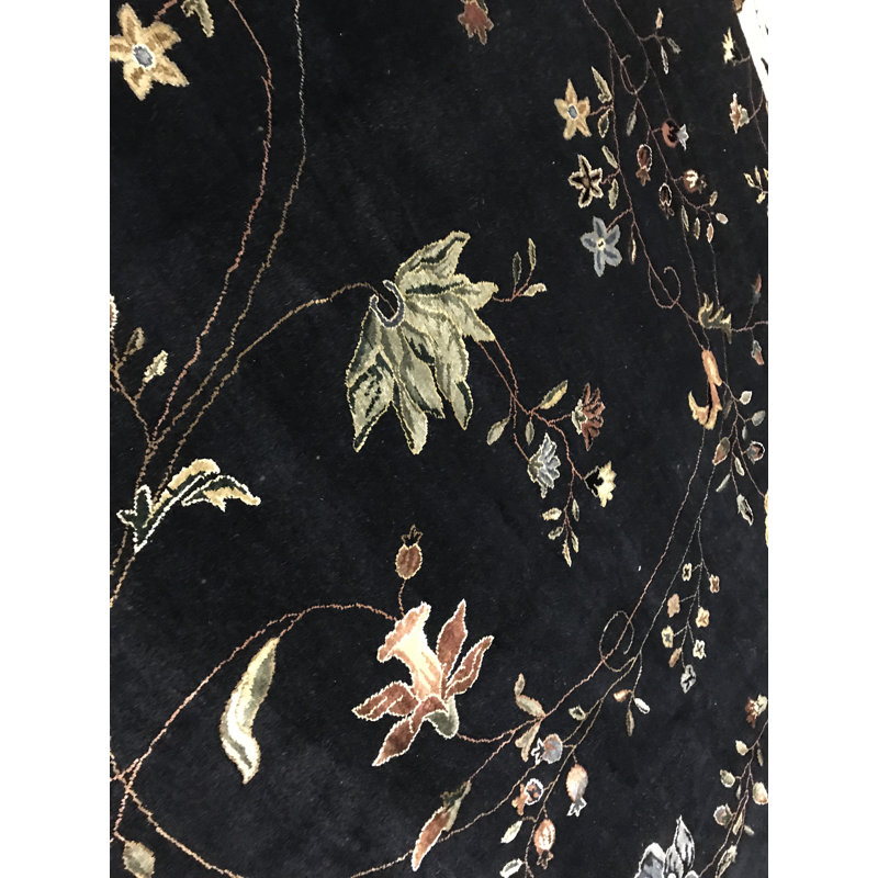 Tapis noir de haute qualité noué à la main