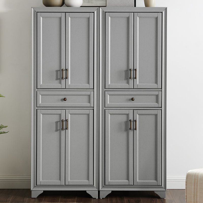 Garde-manger de 67,75 po Jesse, Gris