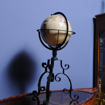 Wood Floor Globe