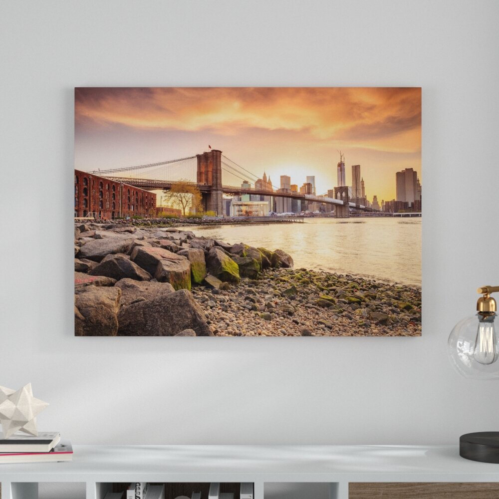 Leinwandbild ,,Brooklyn Bridge bei Sonnenuntergang", Fotodruck