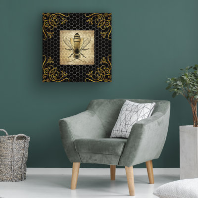 «Golden Honey Bee 02» par LightBoxJournal, impression sur toile tendue