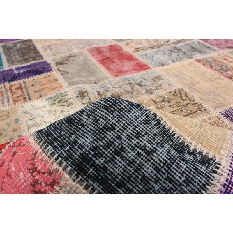 Tapis unique en laine noué à la main style patchwork des années 2010 de 4 pi 10 po x 6 pi 8 po rose / mauve / gris Aranya
