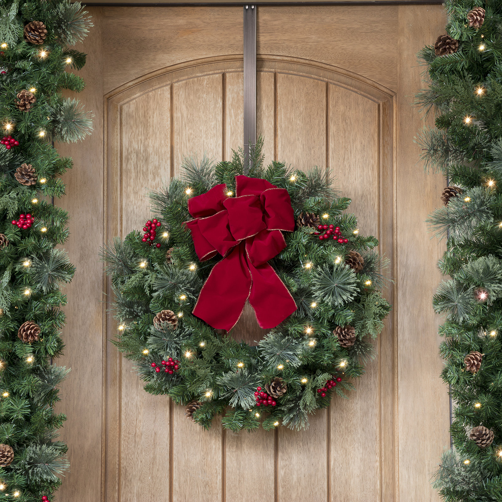 The Holiday Aisle® Adjustable Wreath Hanger, Oil-Rubbed Bronze, 2
