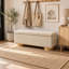 Repose-pieds de 50 po avec banc de rangement rembourré moderne avec rangement intérieur, tissu avoine, banc de bout de lit pour la chambre à coucher et le salon