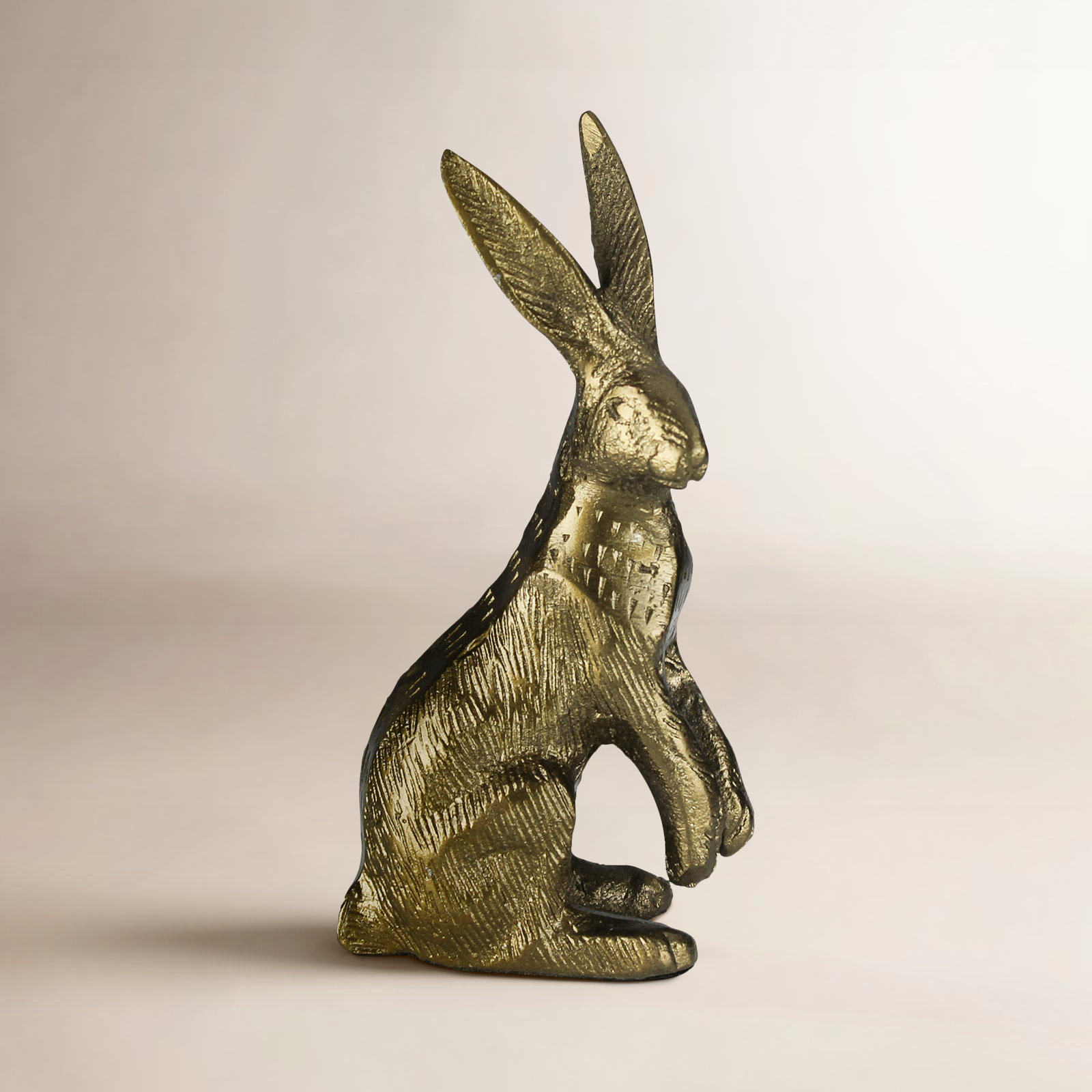 Doretta Hare Figurine