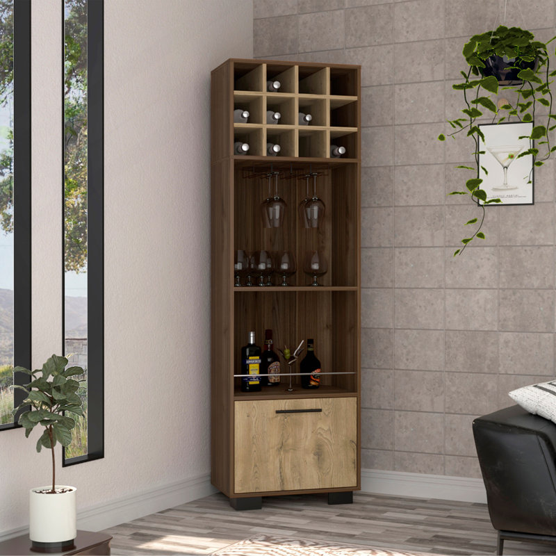 Bar Marsella, huit porte-bouteilles encastrés, deux tablettes latérales