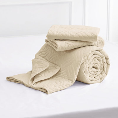 King Size Quilt Bedding Set Camel Bedspreads - Bed Summer Quilt Lightweight Microfiber Bedspread- Wave Pattern Bedding Coverlet For All Season - 3 Piece (1 Quilt, 2 Pillow Shams)