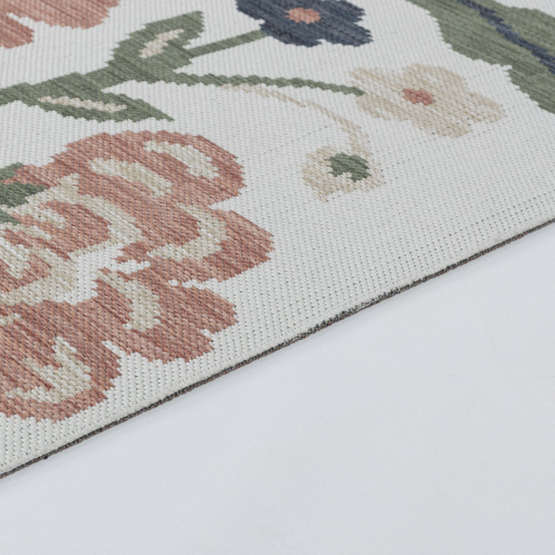 Beyanka Floral Machine Tufted Area Rug, Rectangle 200 x 275 cm