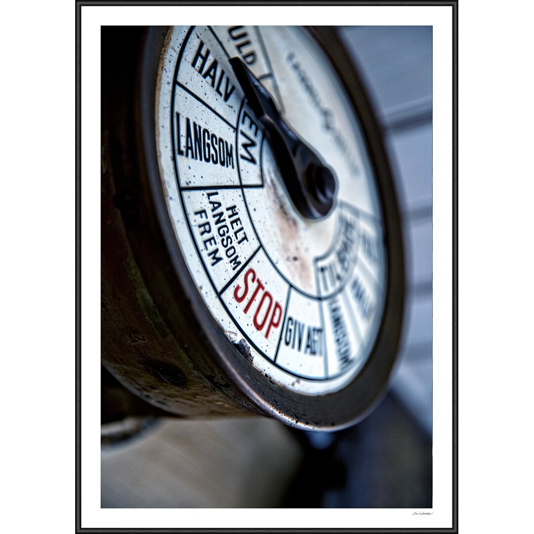 Gerahmtes Poster „Full Speed Ahead“ von Nina Guldbrandsen, Fotodruck