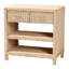 Console de style japonais avec des accents de rotin tressé