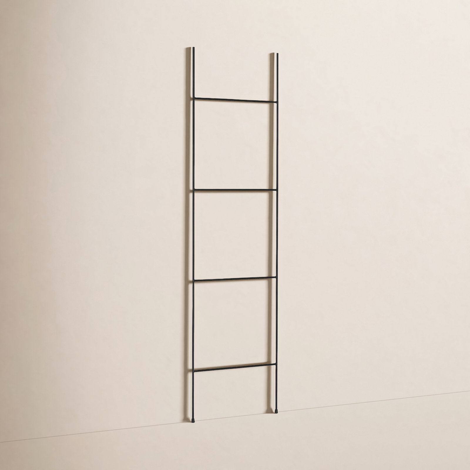 Fera Tall Towel Ladder