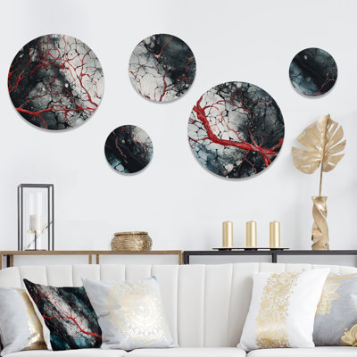 Abstract Wall Decor on Metal