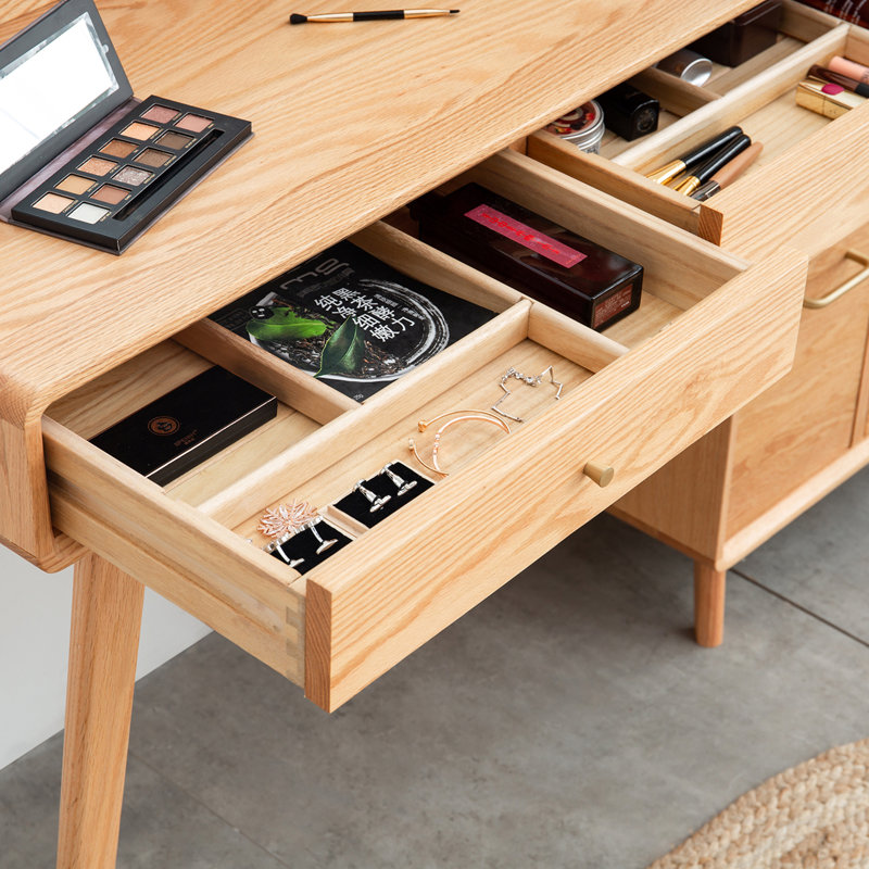 Vanity Make up Desk with Mirror