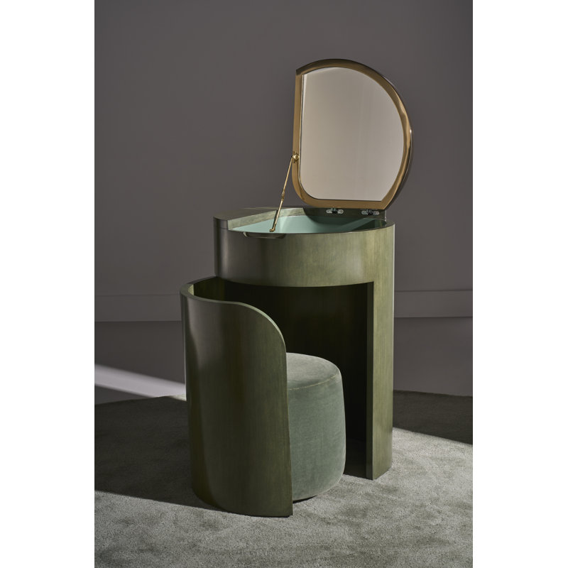 Absinthe Vanity