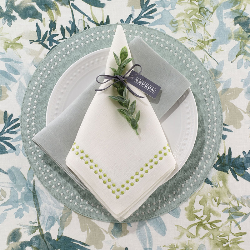 Pearls Square Napkins, White/Navy