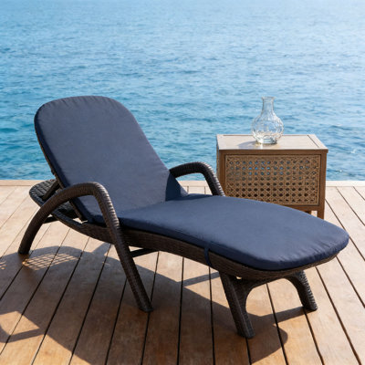 CHAISE Longe avec coussin