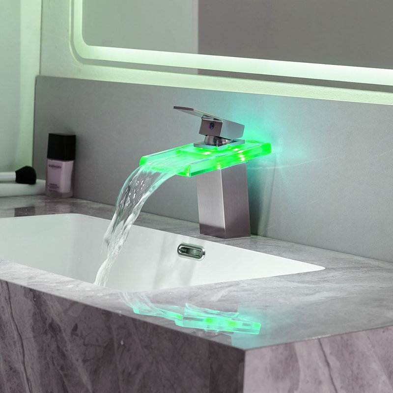 Single-Hole Bathroom Faucet, Brushen Nickel