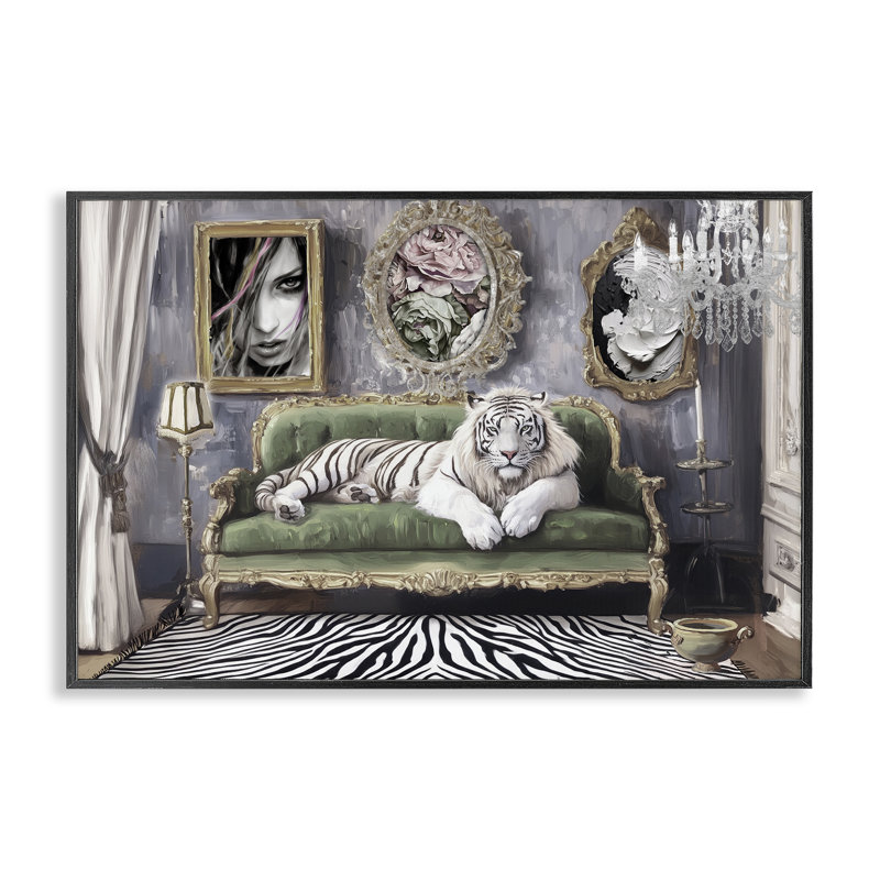Dessin de tigre langoureux dans l'espace opulent, conçu par Annabelle Hall, H 12 po x l 18 po, Giclée encadrée noir minuit