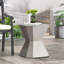 Table d'appoint d'extérieur en béton léger