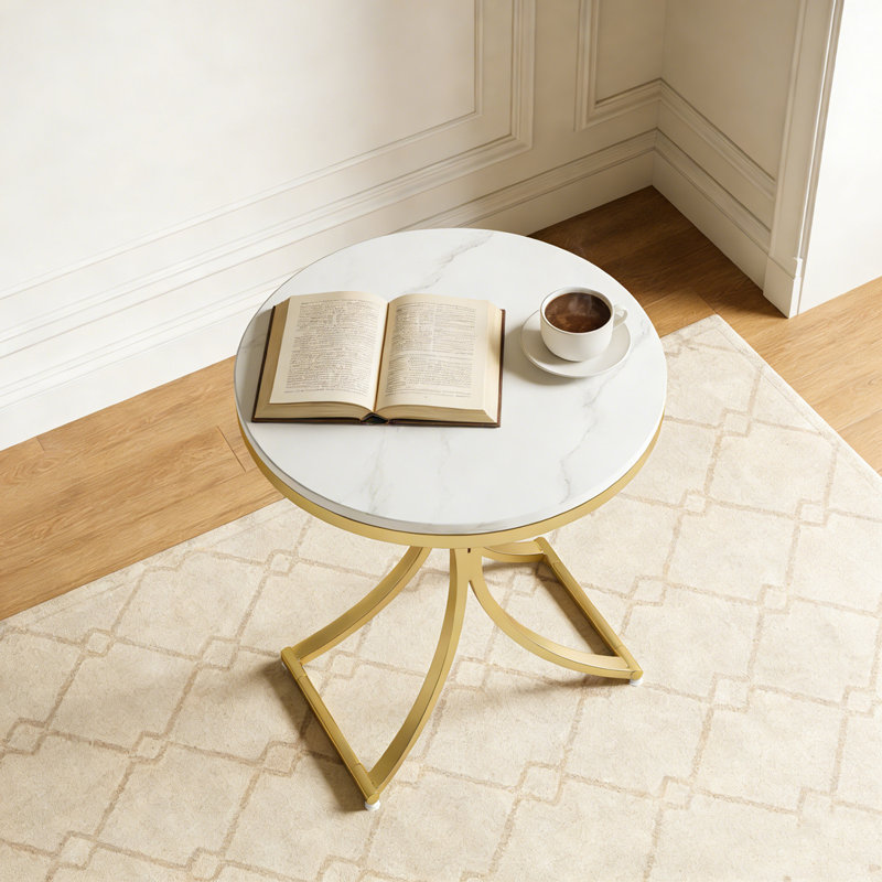 Petite table d'appoint avec structure en métal