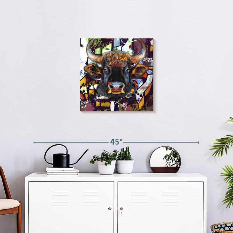 Brampt Bully, 20" H x 20" W