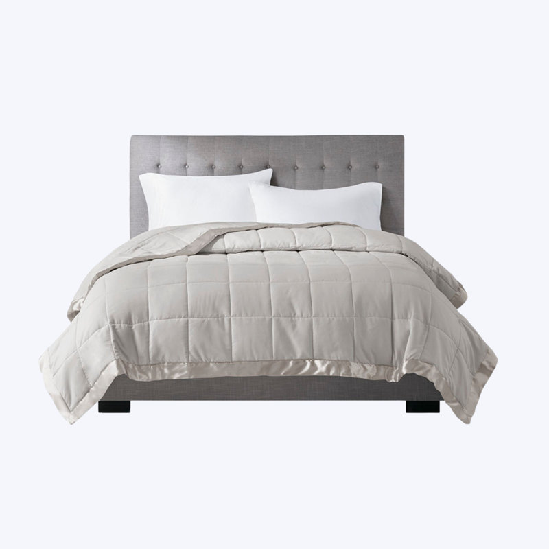 Couverture en duvet synthétique toutes saisons, couverture matelassée légère et douce, jeté luxueux avec bordure en satin pour lit