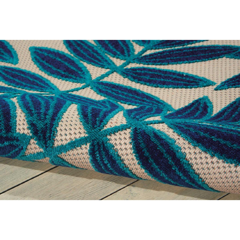 Tapis bleu marine intérieur / extérieur Eaglin, Rectangle 5 pi 3 po x 7 pi 5 po