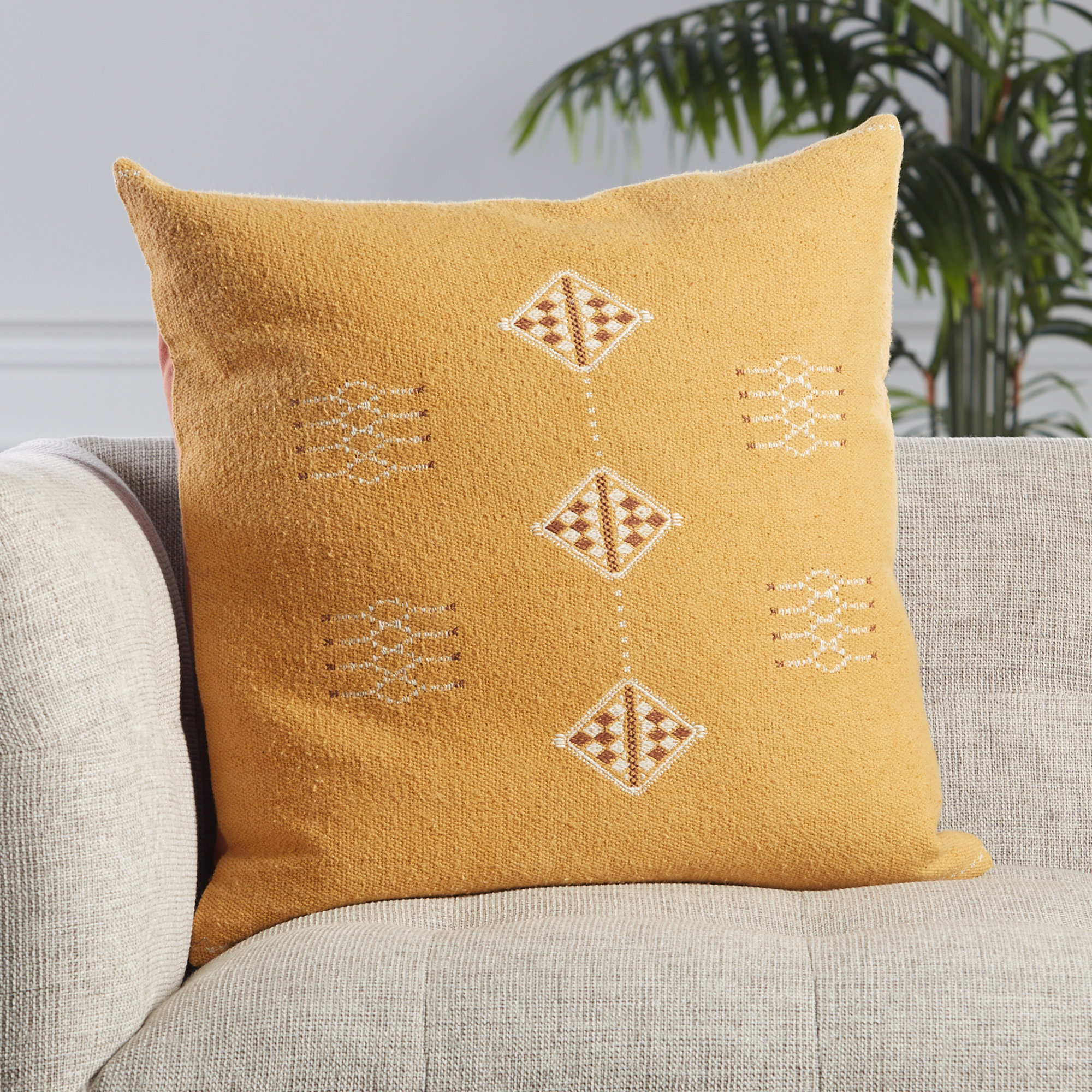 Jaipur Living Nufisa Handmade Yellow And White Pillow (22"), 100% Down