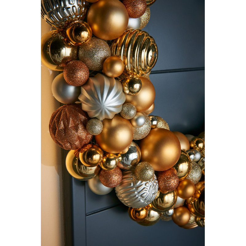 60cm Wreath, Gold