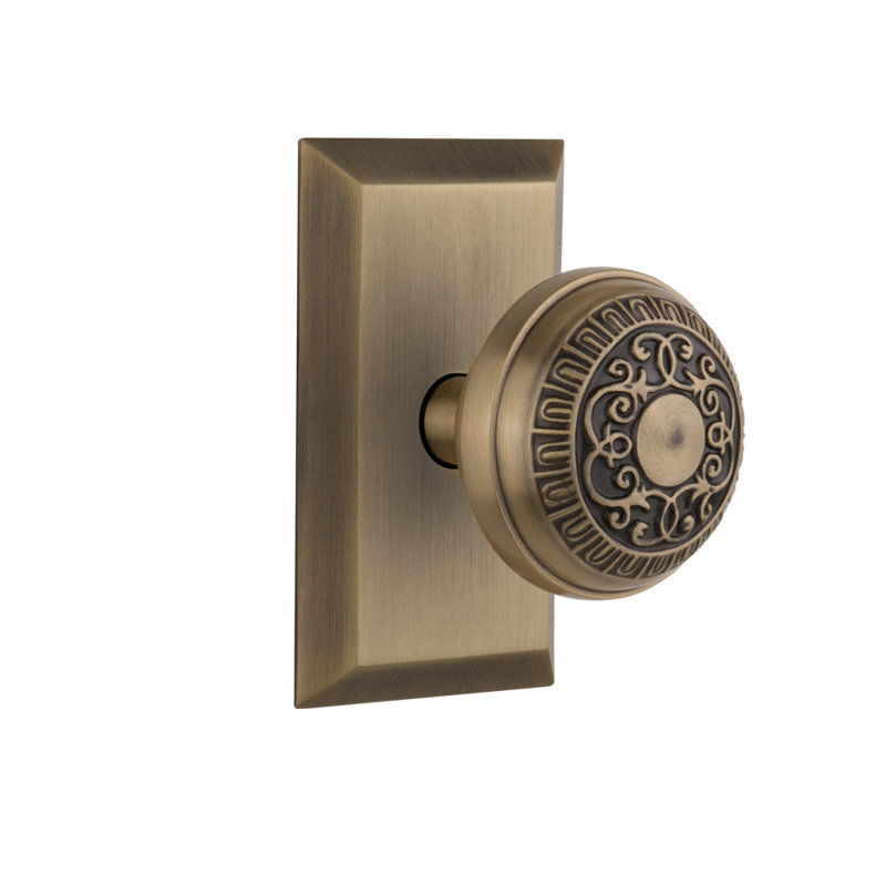 Studio Plate with Egg & Dart Door Knob, Antique Brass, 2-3/4"
