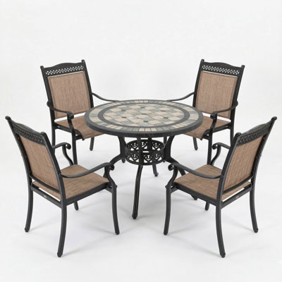 4 - Person Patio Dining Set with Round Table