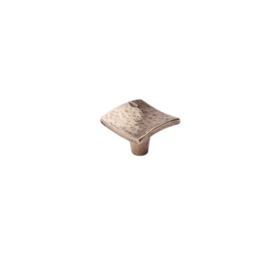 Martellata Square Knob