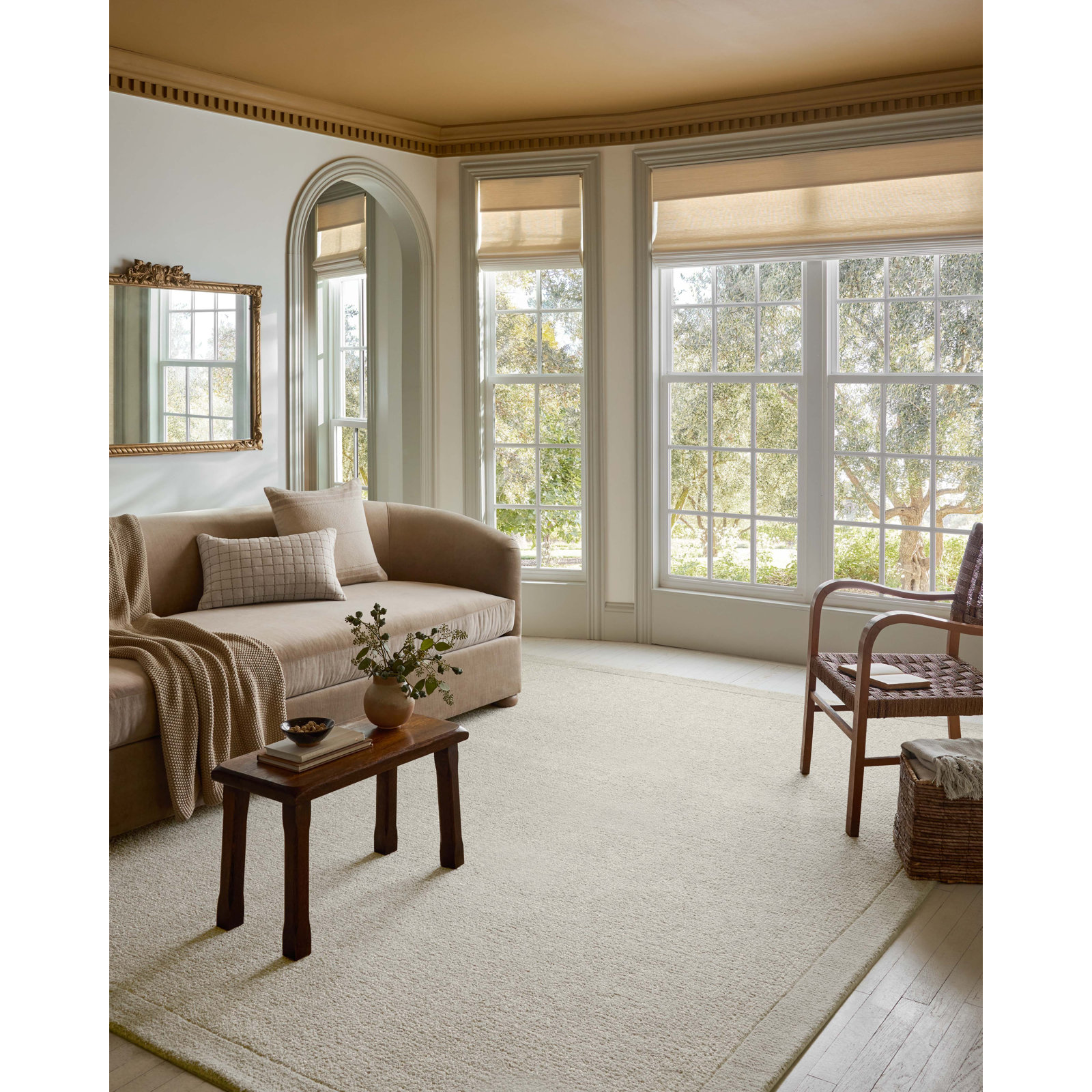 Henley Ivory / Silver Area Rug, Rectangle 3'6" x 5'6"