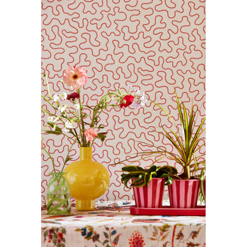 Wiggle 10.05m x 52cm Matte Wallpaper Roll, Pink