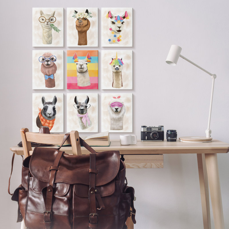 «Playful Llama Portraits Funny Animal Fashion» par Ziwei Li - ensemble de 9 impressions sur toile tendue