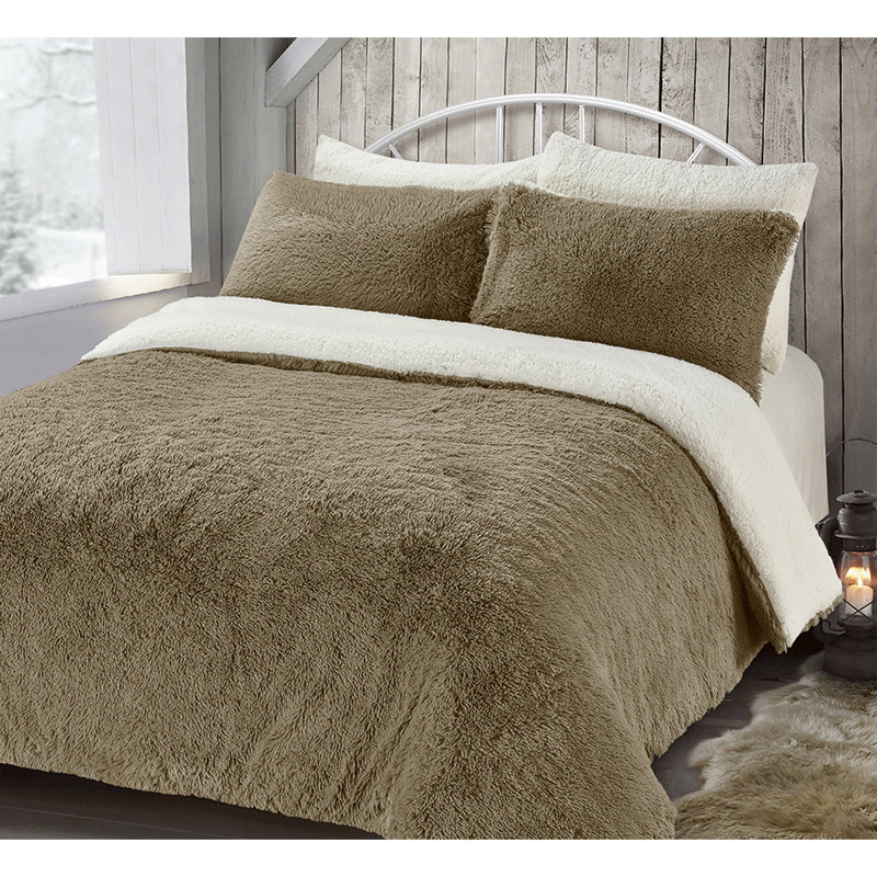 Velosso Alaska Thermal Plush Fluffy Faux Fur Duvet Set, 135 x 200cm + 50 x 75cm Comforter