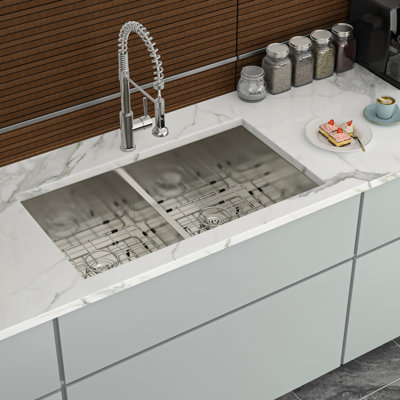 33"X19" Double Bowl Kitchen Sink, Stainless Steel 16 Gauge Undermount, 10" Deep Basin, Rear 3.5" Drain For Extra Space 50/50 Undermount Sink 33"X19", Gauge, Enhances Efficiency And Style