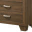 Commode sophistiquée au fini chêne pour un rangement et une décoration élégants