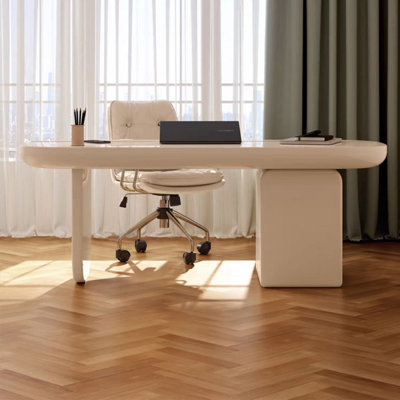 Bureau moderne et simple de style crème français avec une armoire
