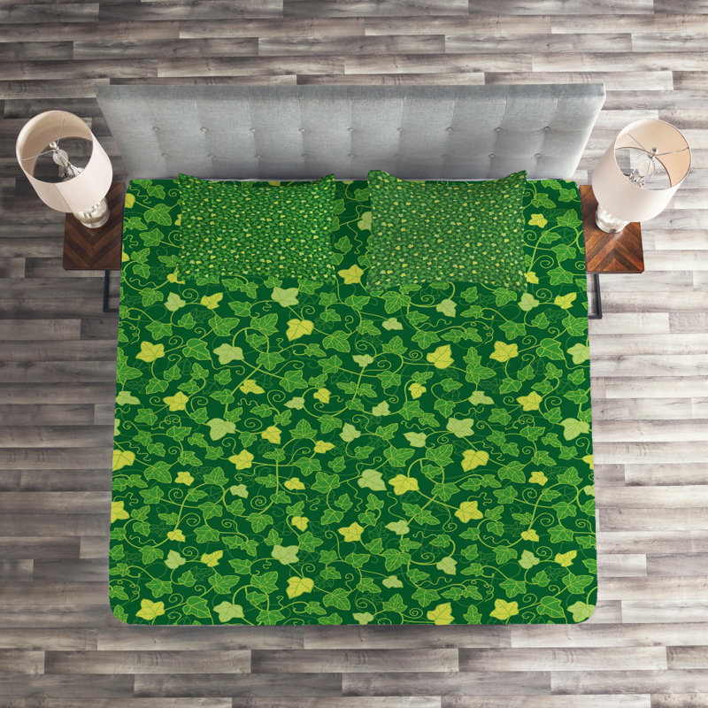 Farmhouse / Country Polyester Floral Coverlet