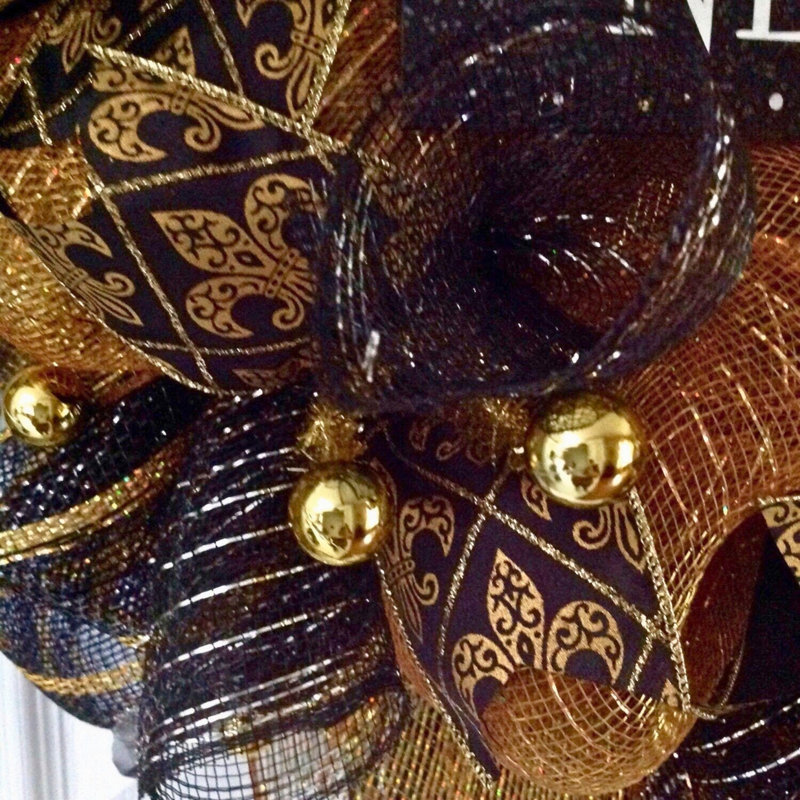 Couronne du Nouvel An «Cheers to a New Year» or et noir