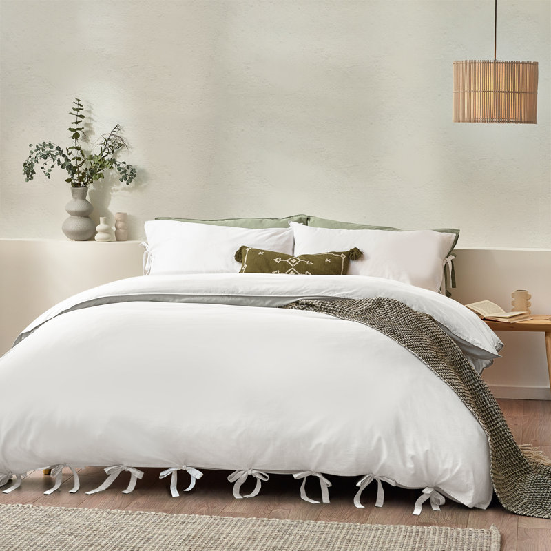 Thatcham Cotton Solid Colour Duvet Cover Set with Pillowcases, White, UK Single + 1 Standard Pillowcase