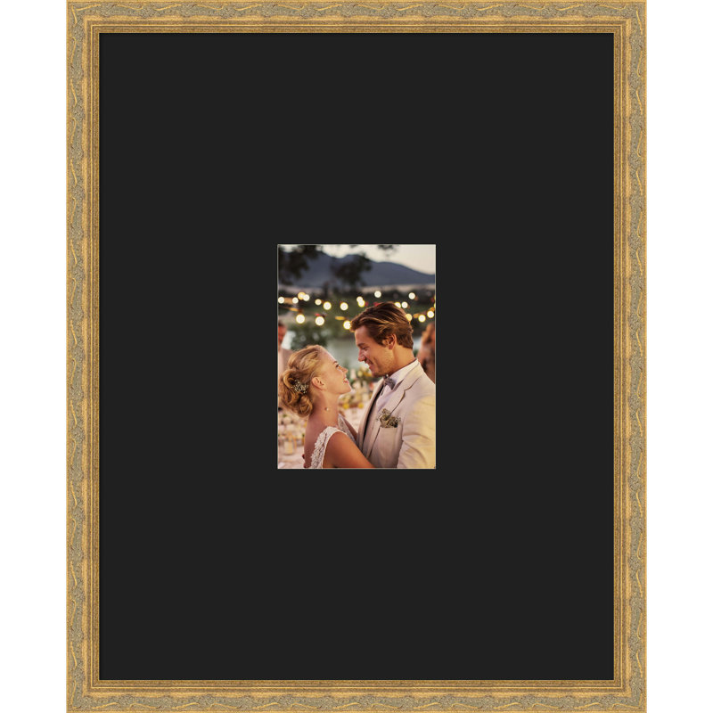 Cadre photo Mila, 16 x 20 emmêlés à 5 x 7, Mila or foncé noir lisse